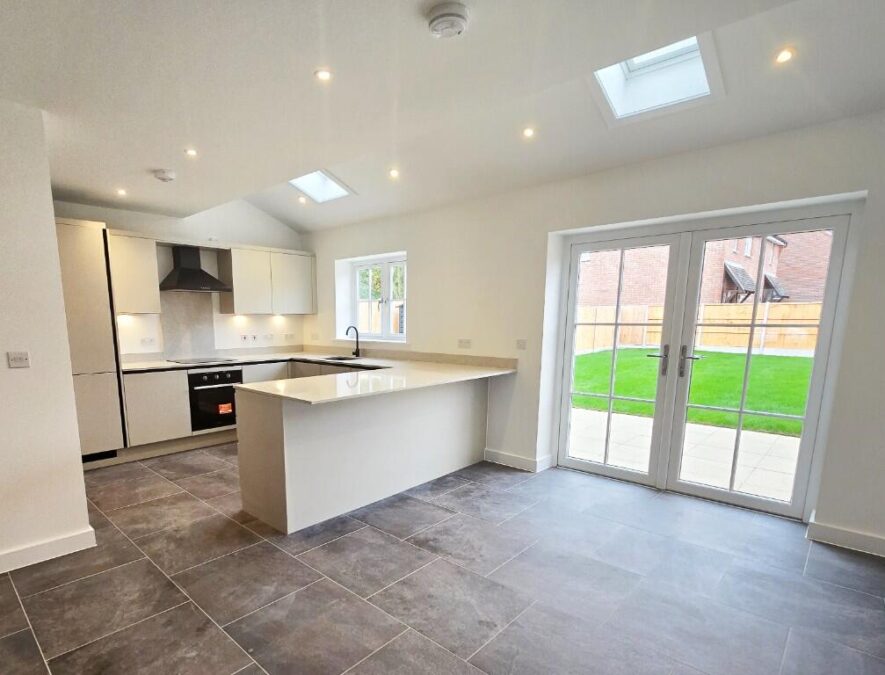 Open-plan Kitchen/Dining Room