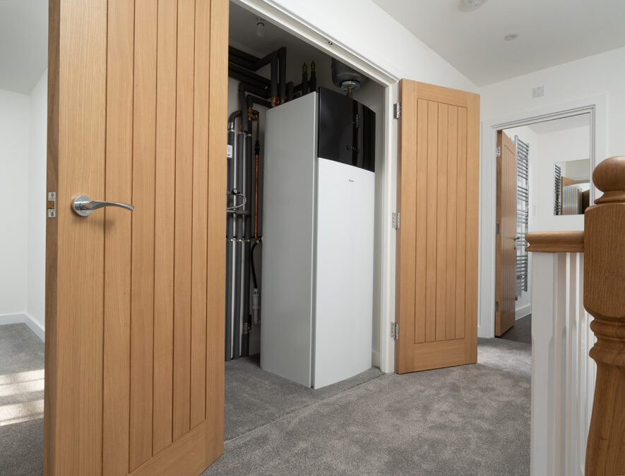 NCR Heat Pump Cupboard